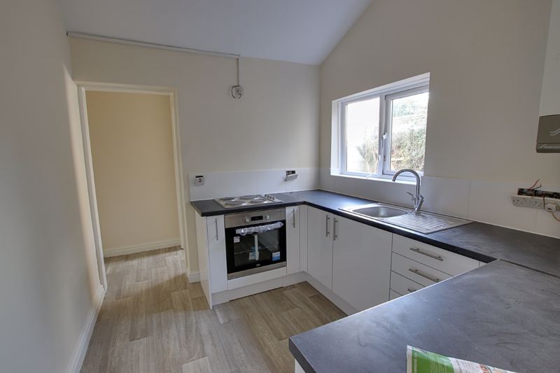 Property photo 2 of 7 Photo 3