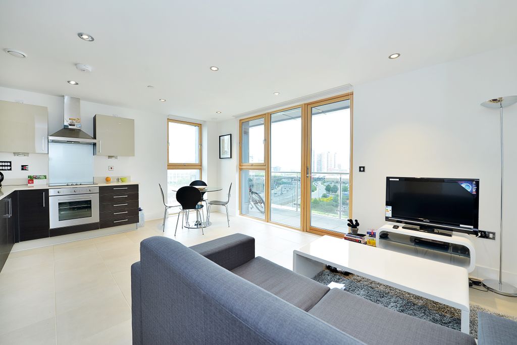 Property photo 1 of 9