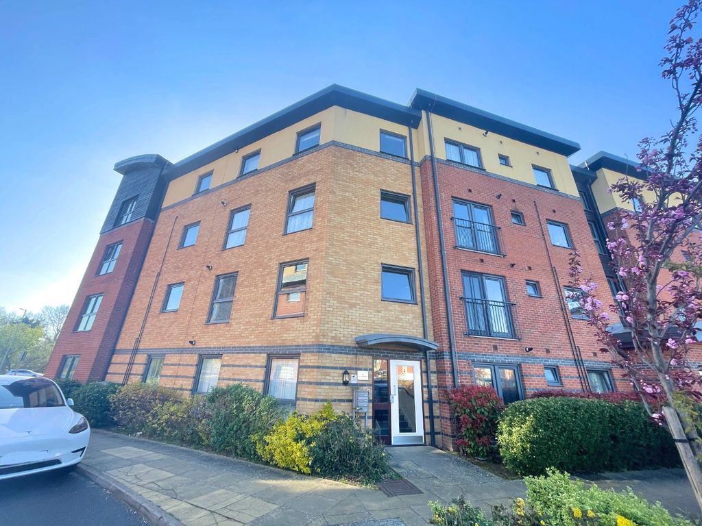 Property photo 1 of 13 4129542