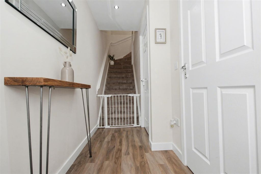 Property photo 3 of 21 3.Jpg