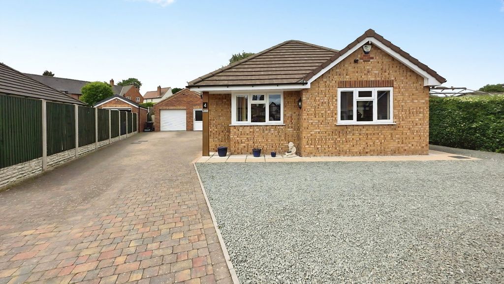Property photo 1 of 39