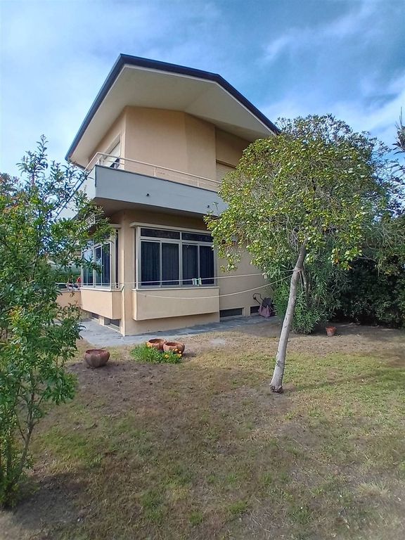 Property photo 3 of 30