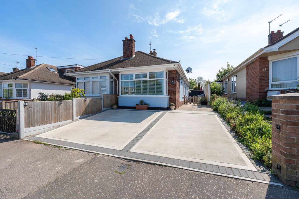 Property photo 1 of 16