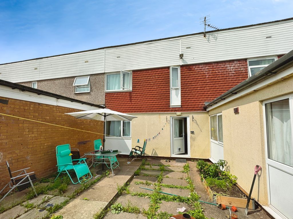 Property photo 3 of 9
