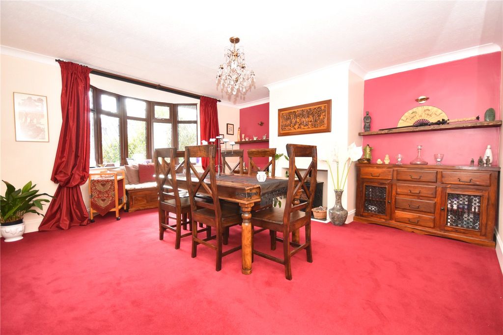 Property photo 3 of 23 Picture No. 09