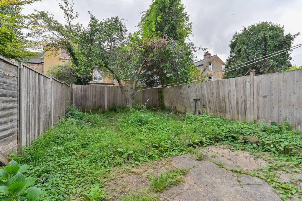 Property photo 3 of 3