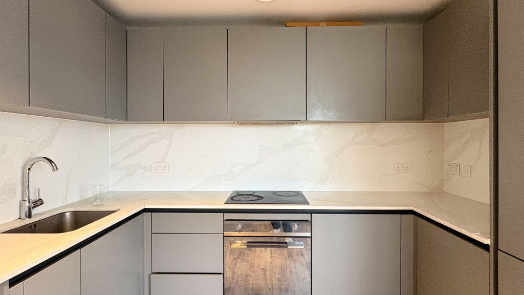 Property photo 2 of 14 Kitchen