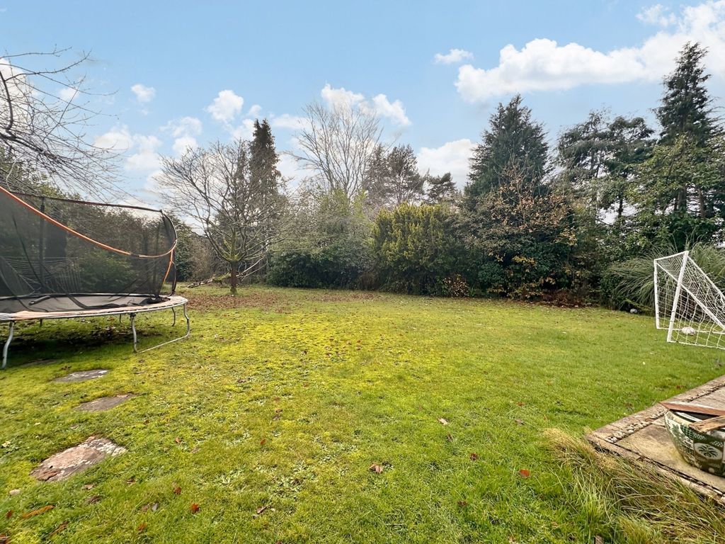 Property photo 2 of 30 Photo 27