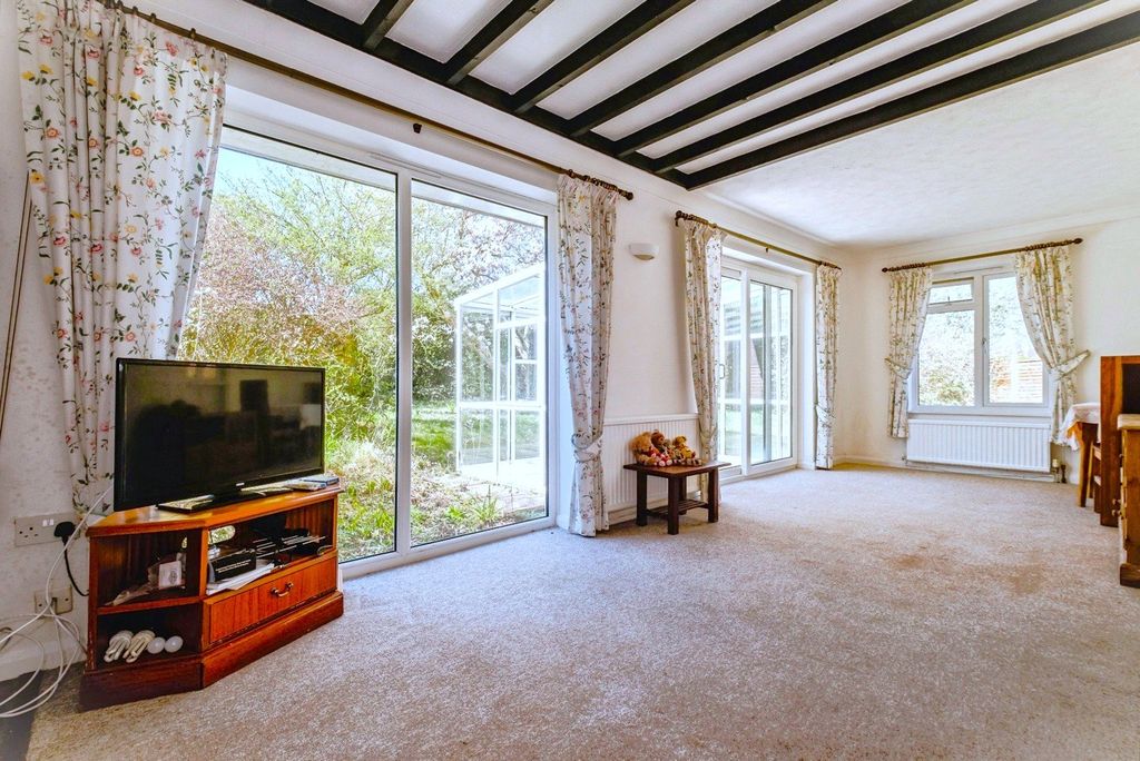 Property photo 2 of 20 Picture No. 52