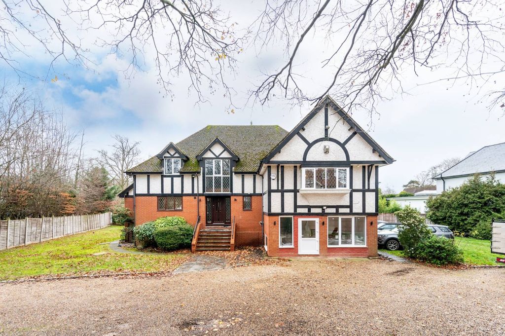 Property photo 2 of 15