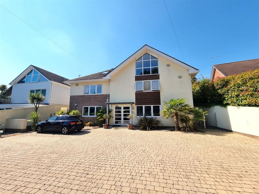 Property photo 1 of 13 Playersfr.Jpg