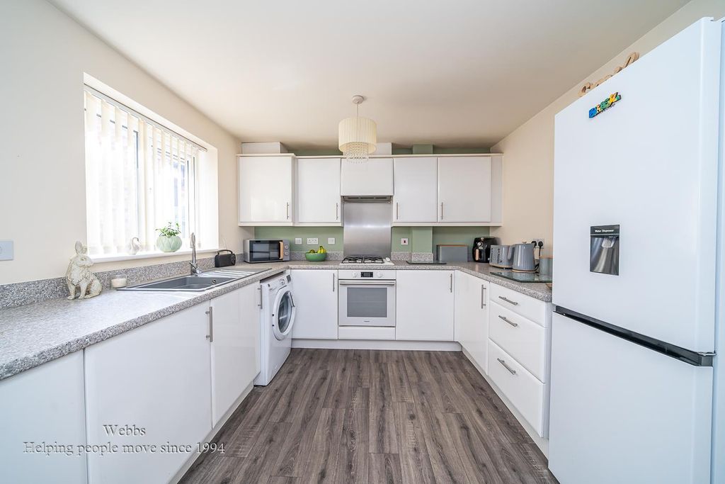 Property photo 3 of 30 Dsc09098.Jpg