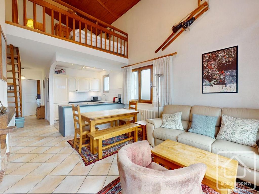 Property photo 3 of 27