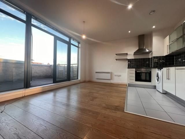 Property photo 3 of 13 Dining Kitchen.Jpg
