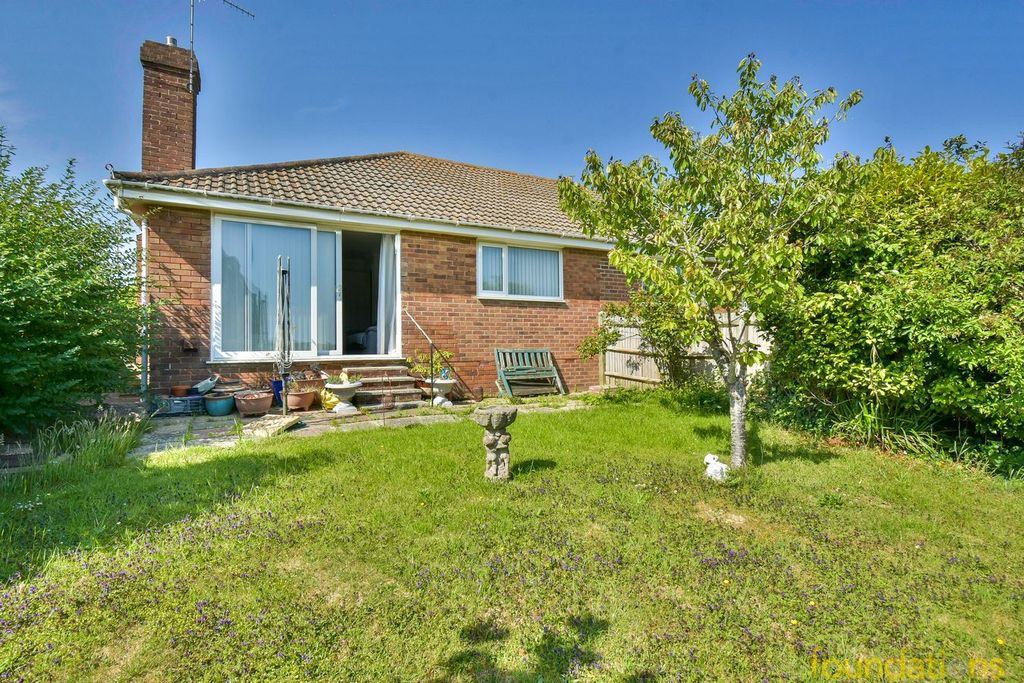 Property photo 2 of 10