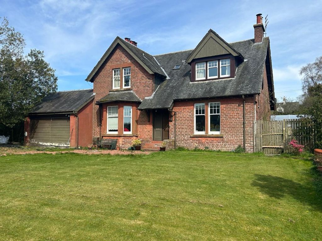 Property photo 1 of 5