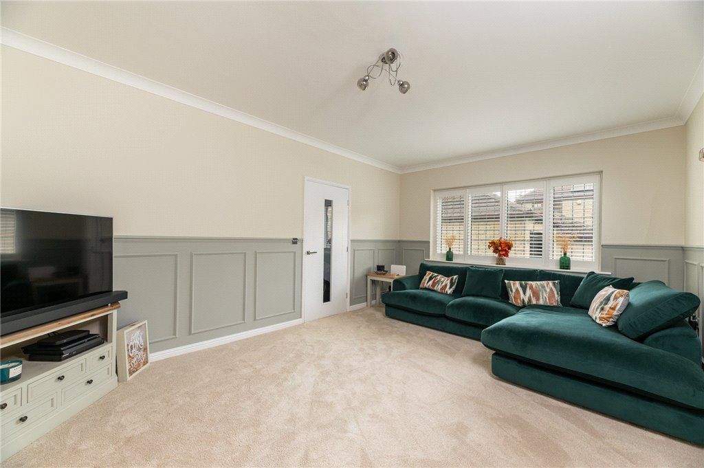 Additional image 7 of 4 bed detached house for saleNightingale Walk, Bingley, West Yorkshire BD16