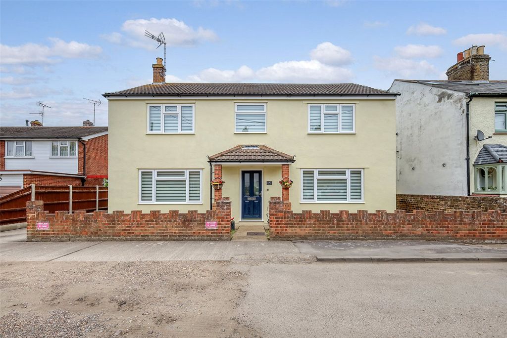 Property photo 1 of 22 Picture No. 05