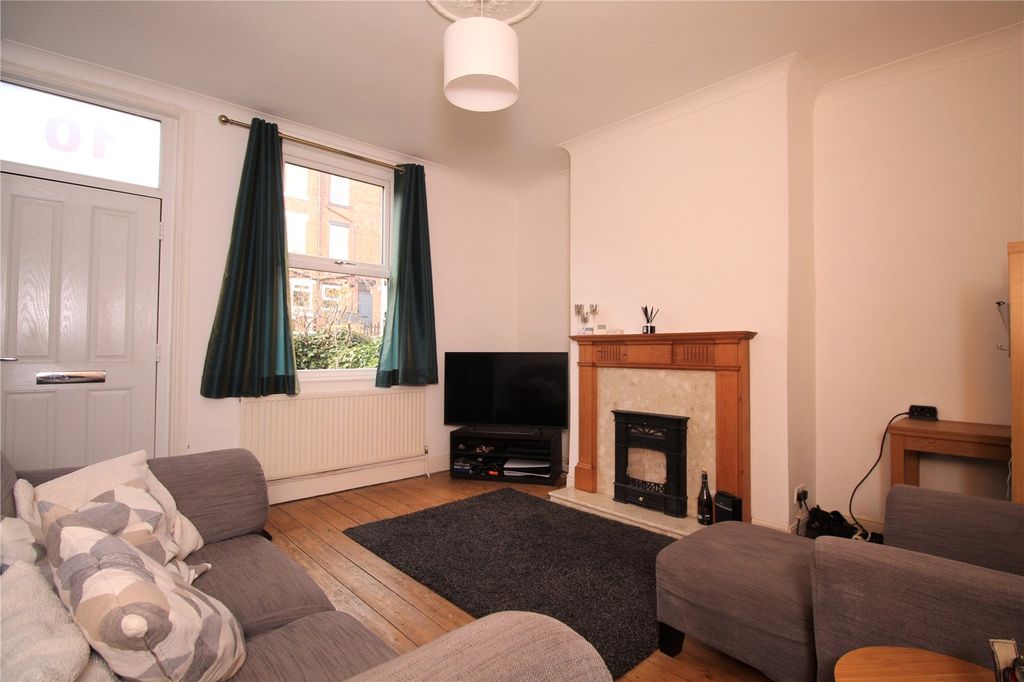 Property photo 1 of 7 Picture No. 09