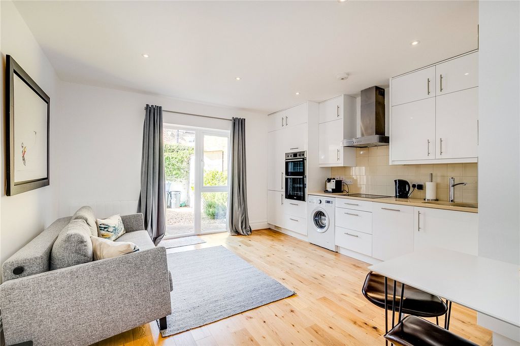 Property photo 1 of 8 Picture No. 07