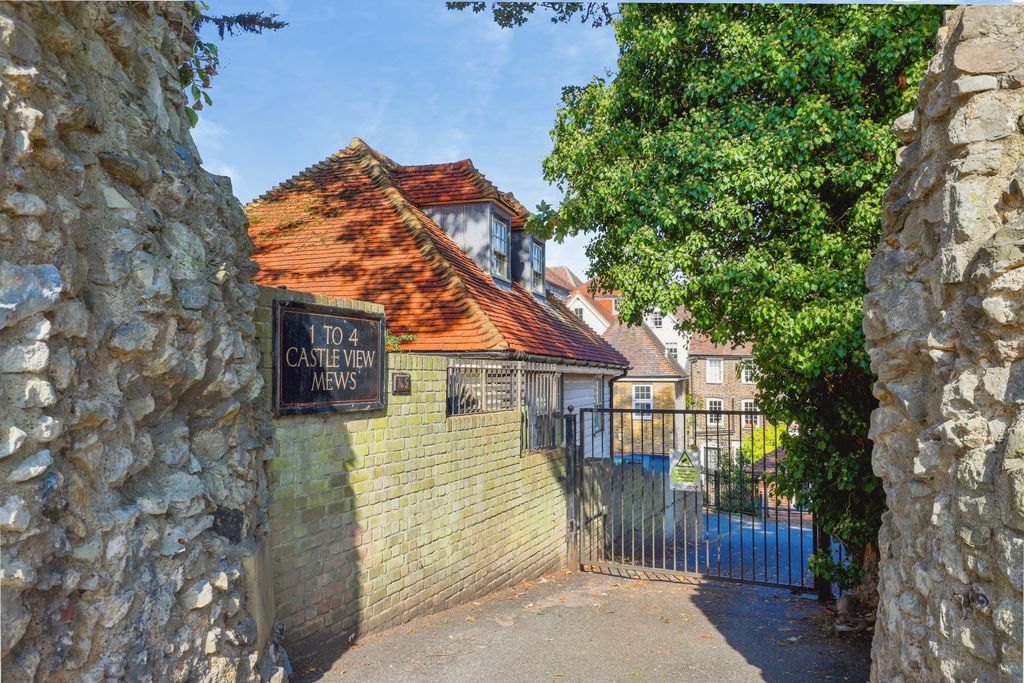 Property photo 1 of 17 Pbox-Img.Jpg