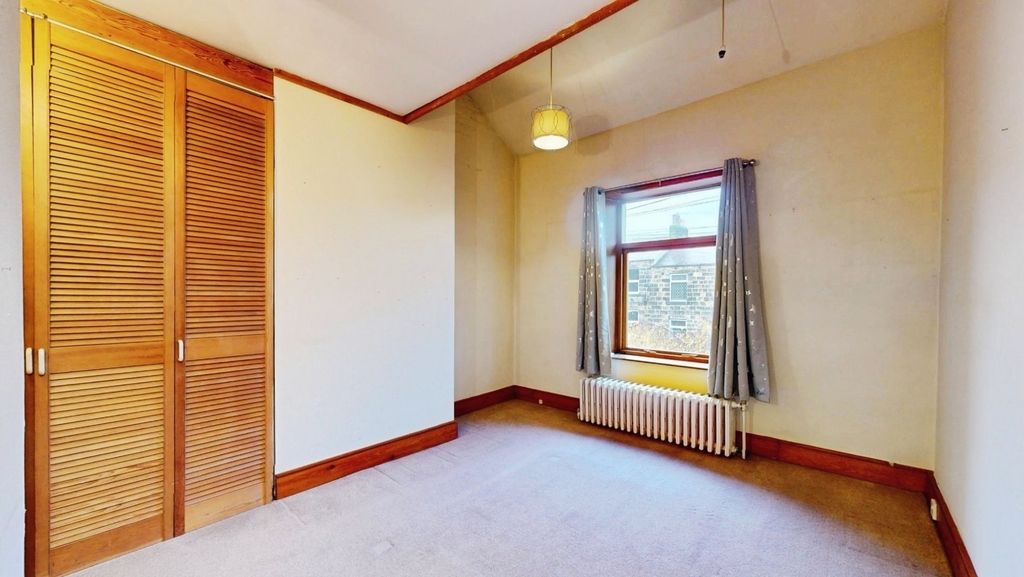 Property photo 3 of 13 Pbox-Img.Jpg