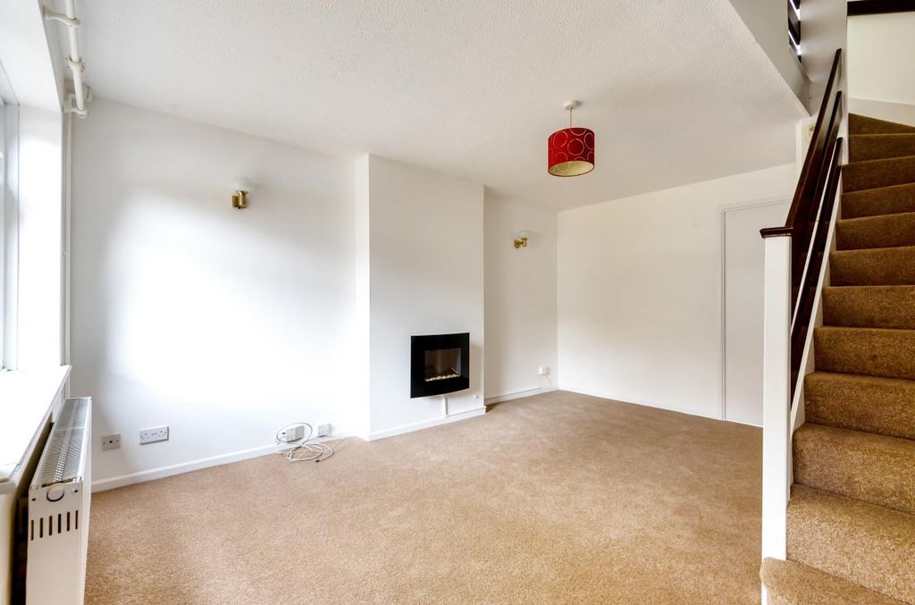 Property photo 2 of 13 912282 (2).Jpg