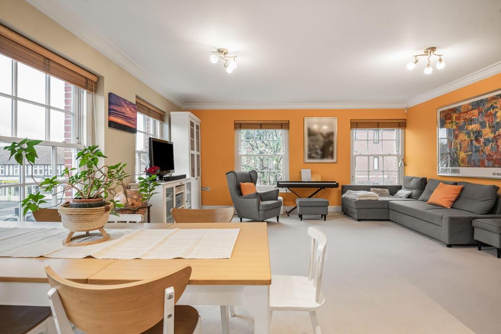 Property photo 3 of 25 16_67183.Jpg