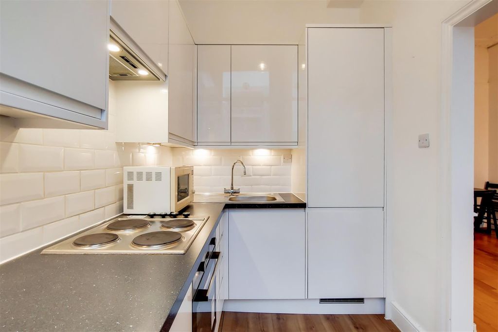 Property photo 1 of 10 3_Kitchen-1.Jpg