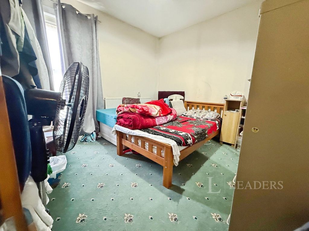 Property photo 3 of 5 Pbox-Img.Jpg