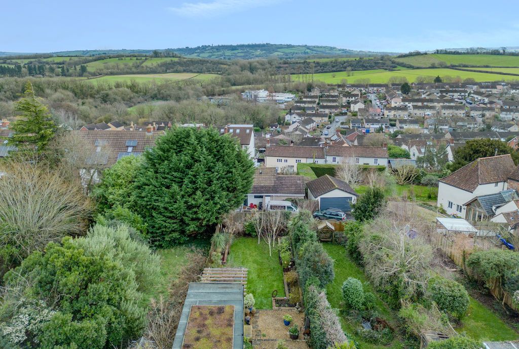 Property photo 2 of 24 Photo 24