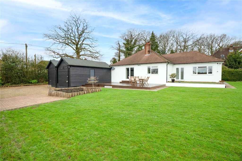 Property photo 2 of 27 Picture No. 41