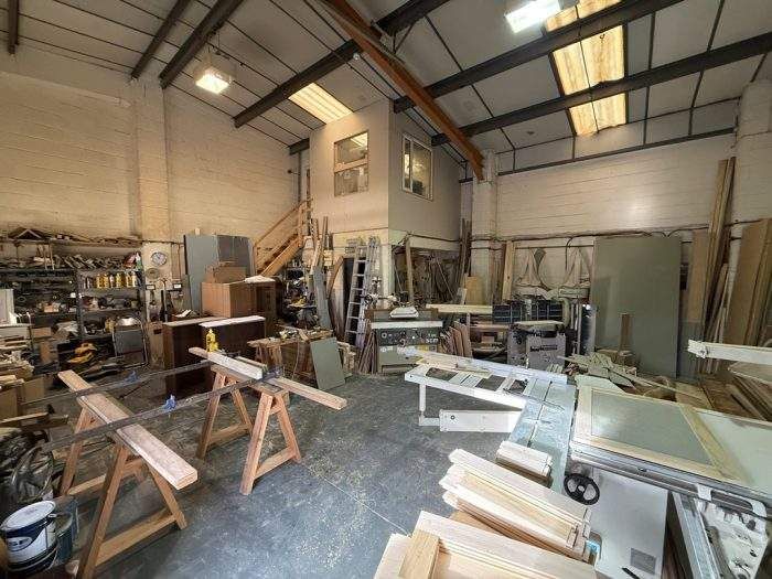 Property photo 2 of 3