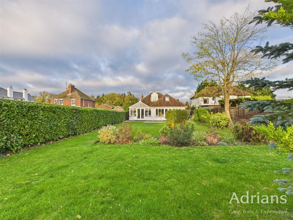 Property photo 2 of 29