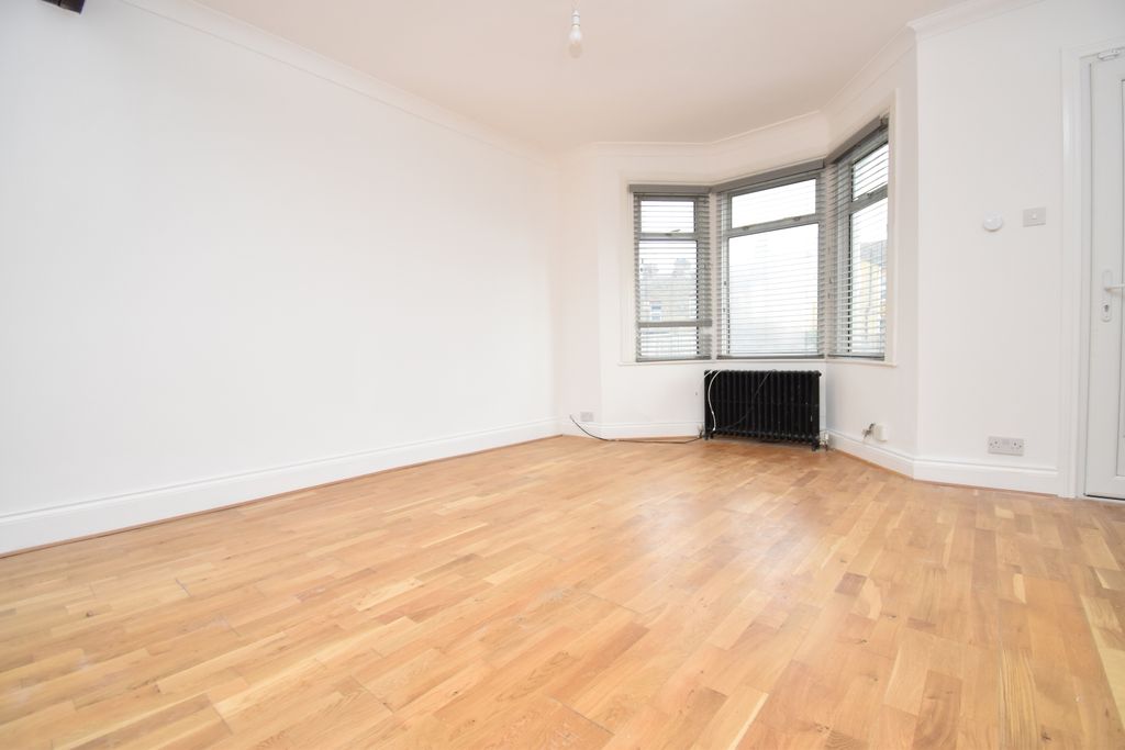 Property photo 2 of 8 Dsc_0209