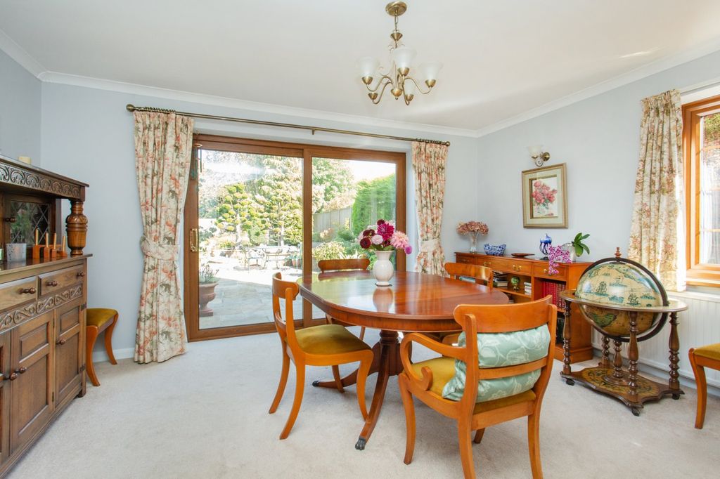 Property photo 3 of 27 Picture 3