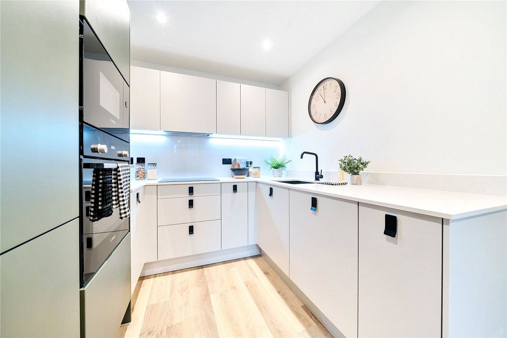 Property photo 2 of 13 Kitchen