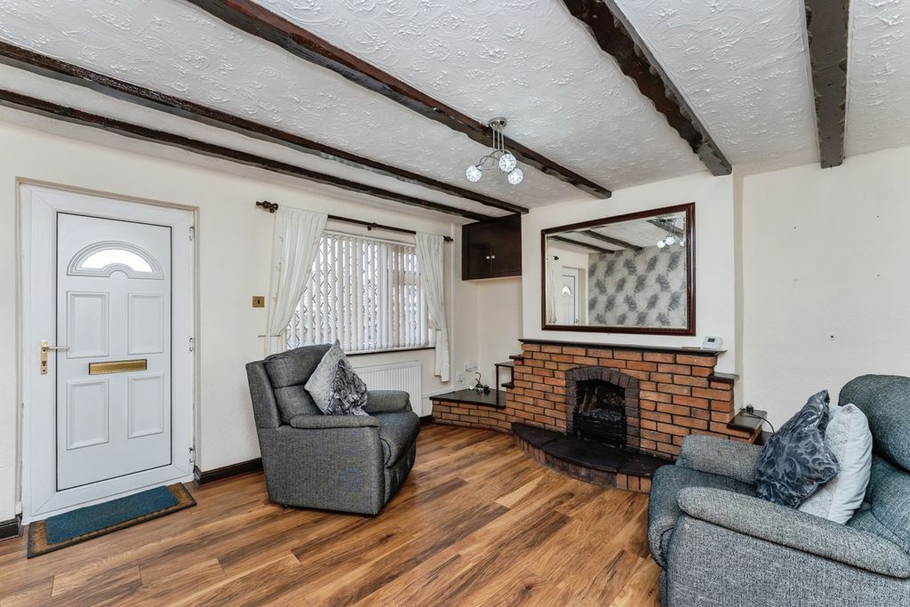 Property photo 3 of 26 Pbox-Img.Jpg