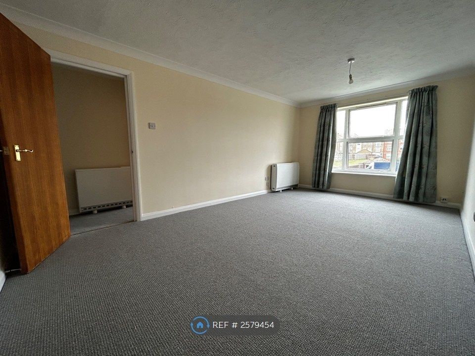 Property photo 2 of 13 Living Room
