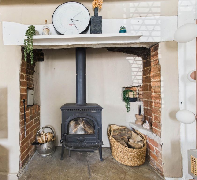 Property photo 3 of 35