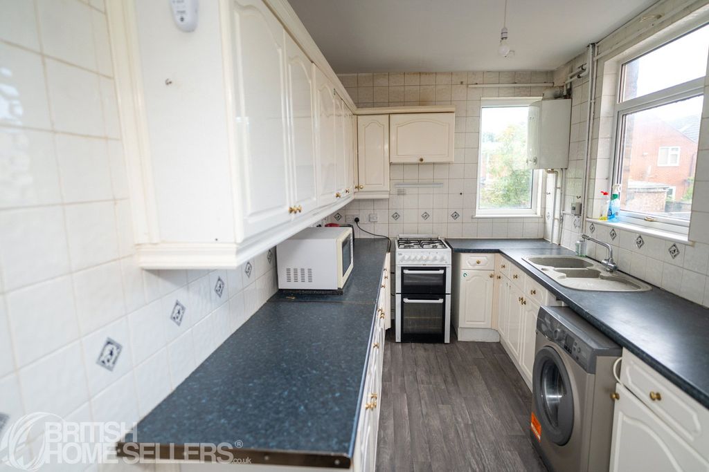 Property photo 3 of 13 Picture No. 09