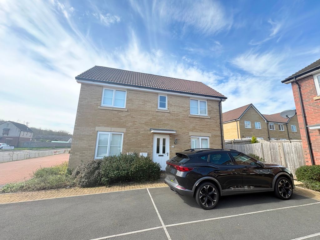 Property photo 2 of 24