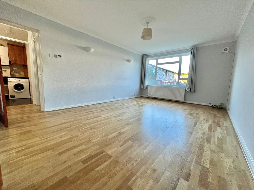 Apartment in London, London Borough of Haringey - More