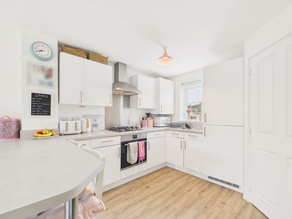 Property photo 1 of 17 5228642