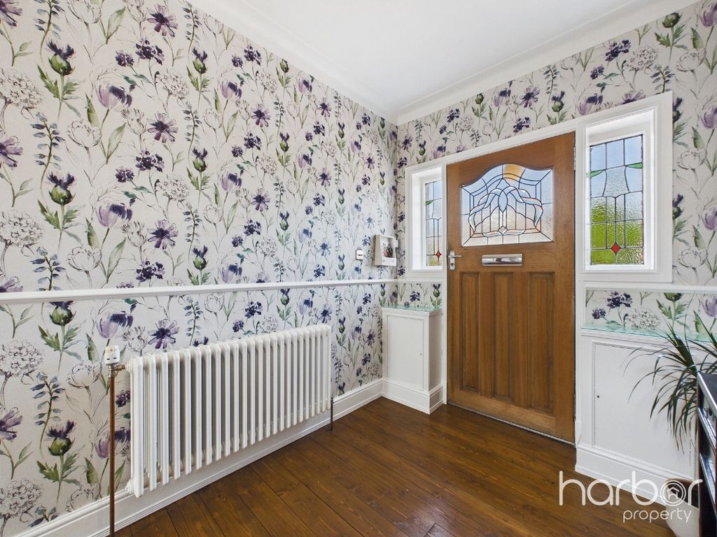 Property photo 2 of 28 5275203