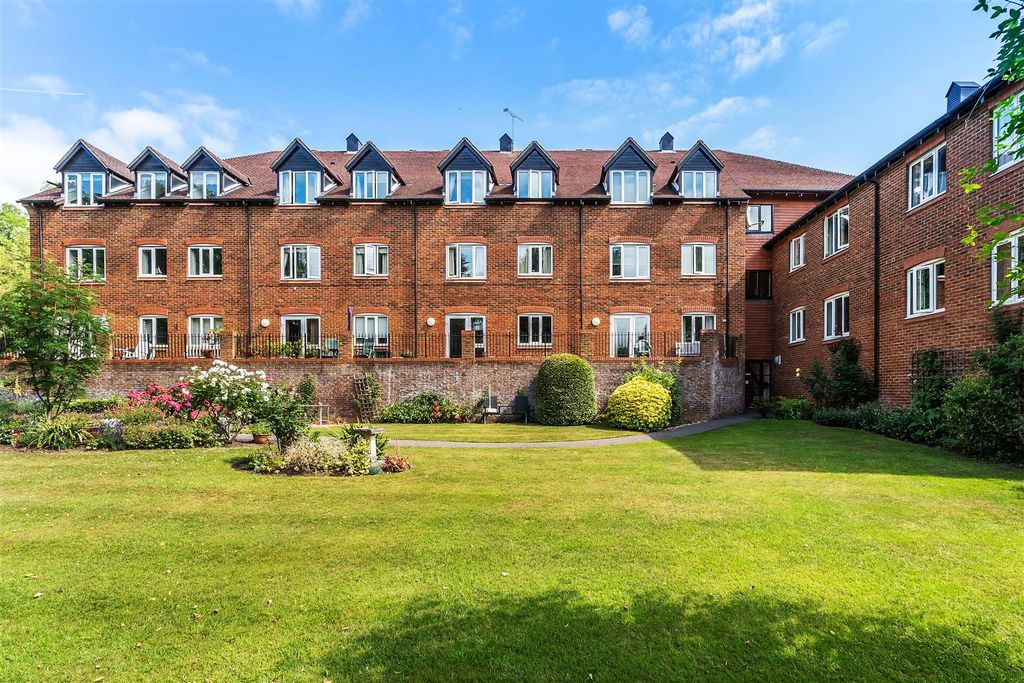 Property photo 1 of 9 27-Holly-Court-3.Jpg