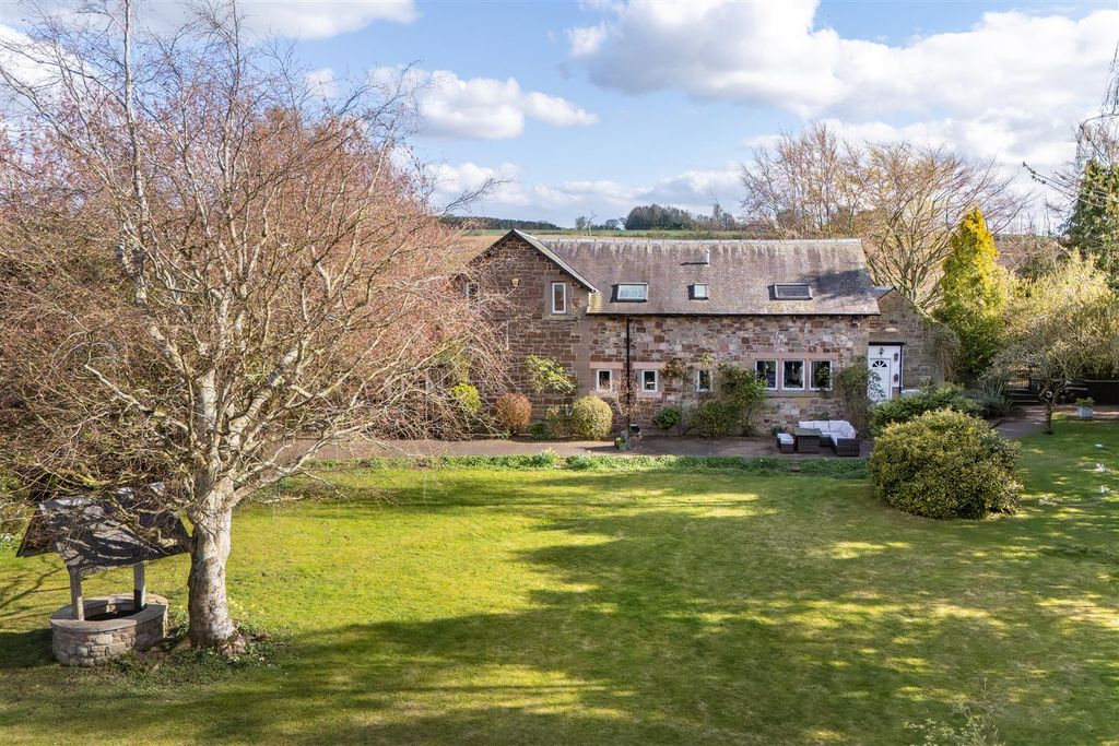 Property photo 2 of 60 Station_House_Sprouston-2.Jpg