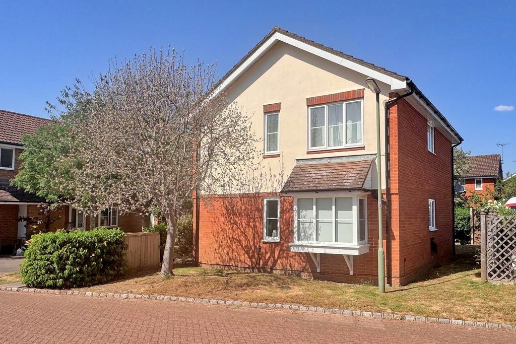 Property photo 1 of 11