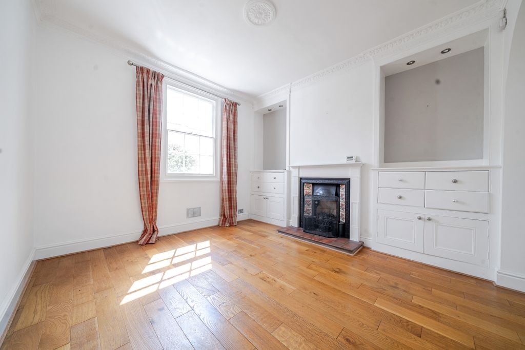 Property photo 3 of 21 1318715-13-687E21...