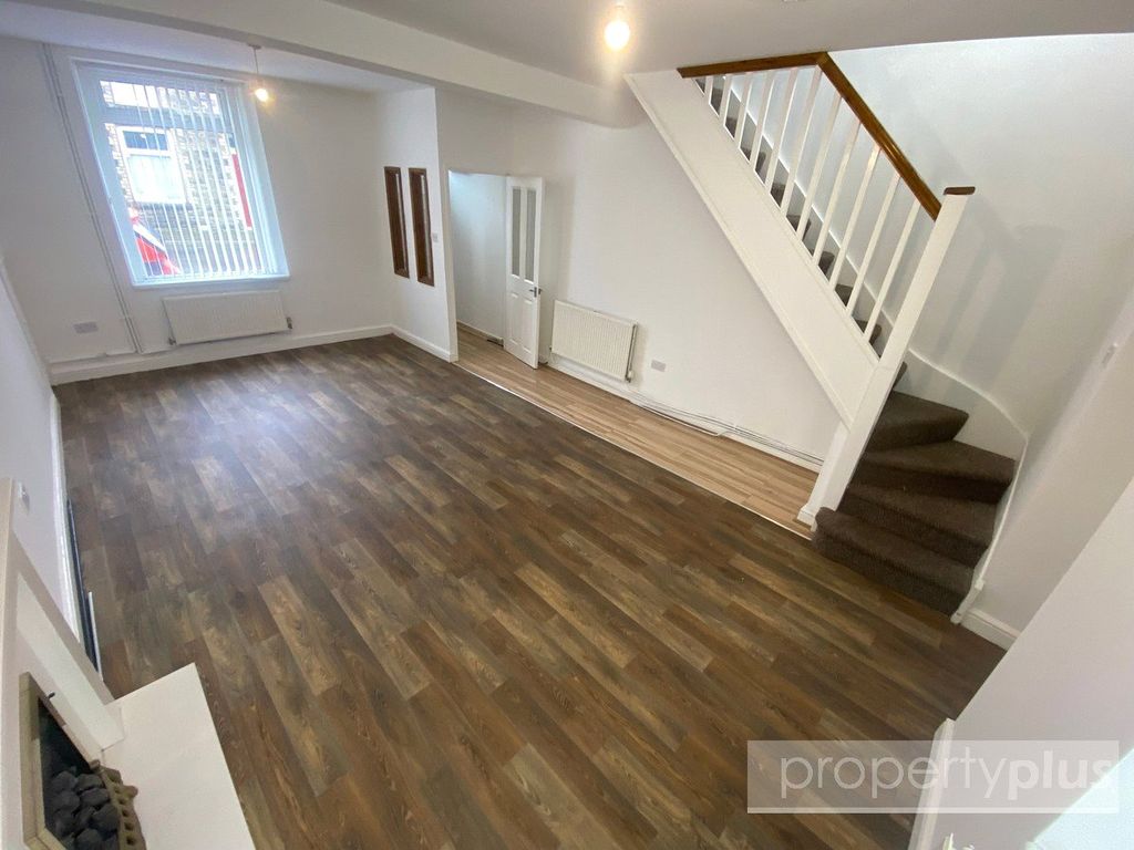 Property photo 2 of 14 Picture No. 06